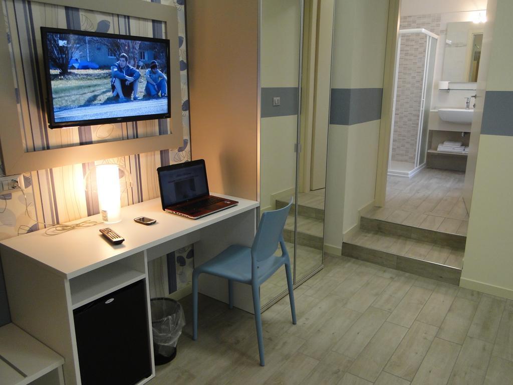 Hotel Moderno Грумелло-дель-Монте Экстерьер фото