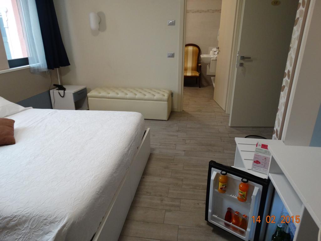 Hotel Moderno Грумелло-дель-Монте Экстерьер фото